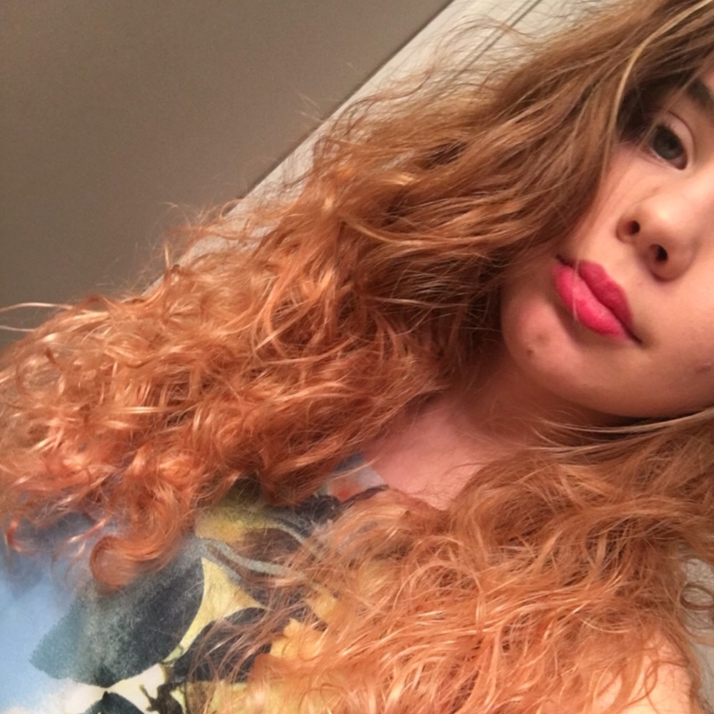 Meet your Posher, Julia